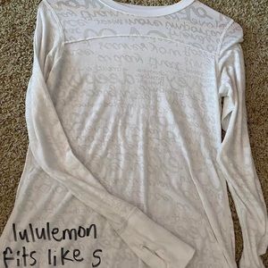 Lululemon top
